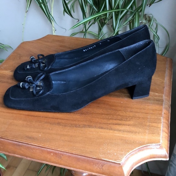 𝅺Vintage Stuart Weitzman block heels - Picture 2 of 7